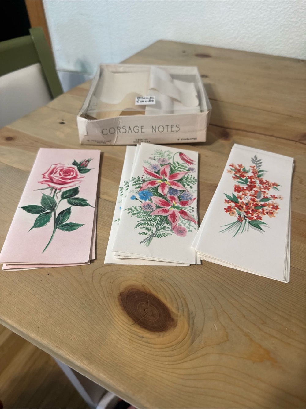Set Of 14 Vintage blank floral stationery illustrated rose and wildflowers